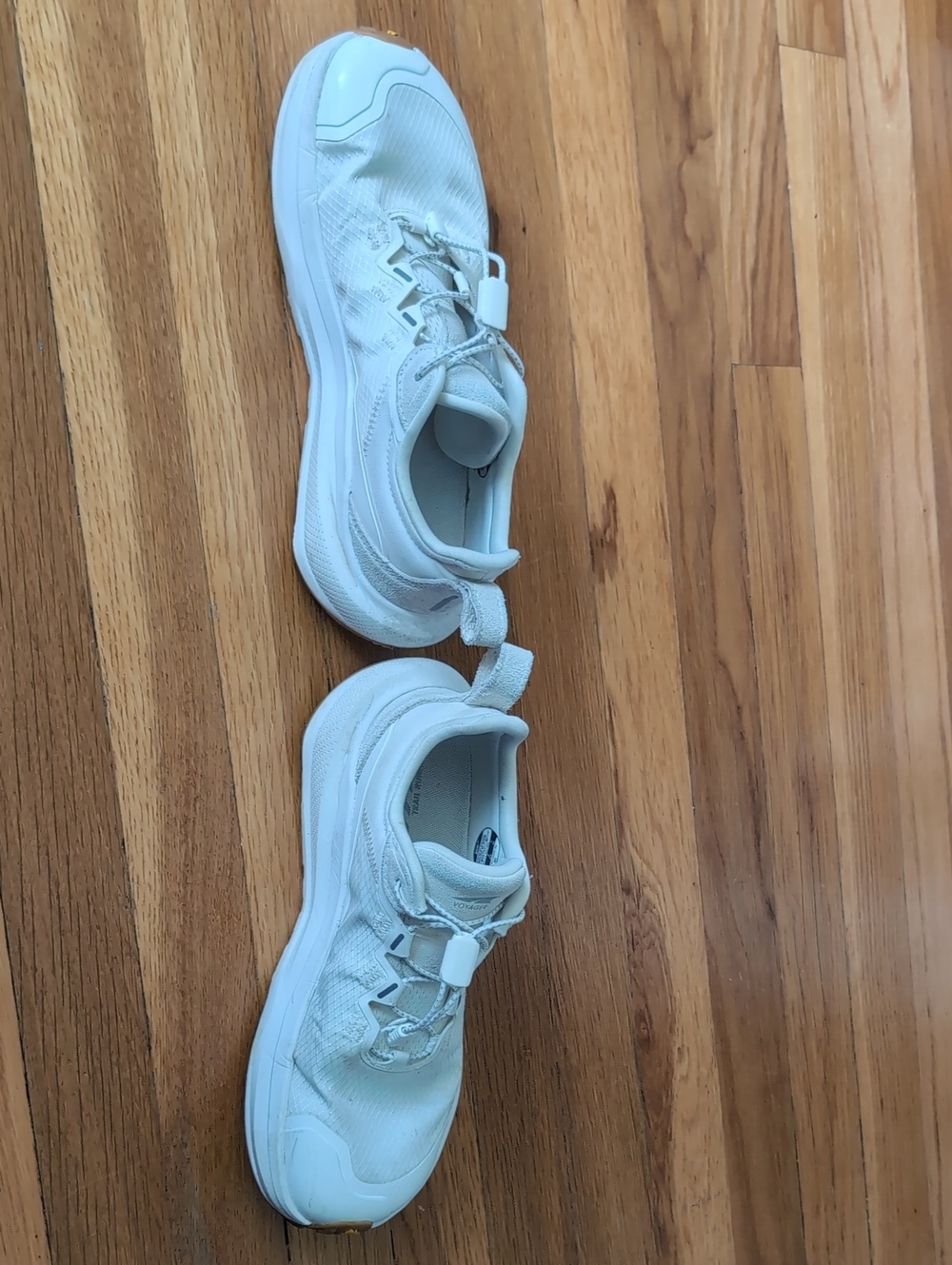 Altra Voyager - Picture 3 of 7